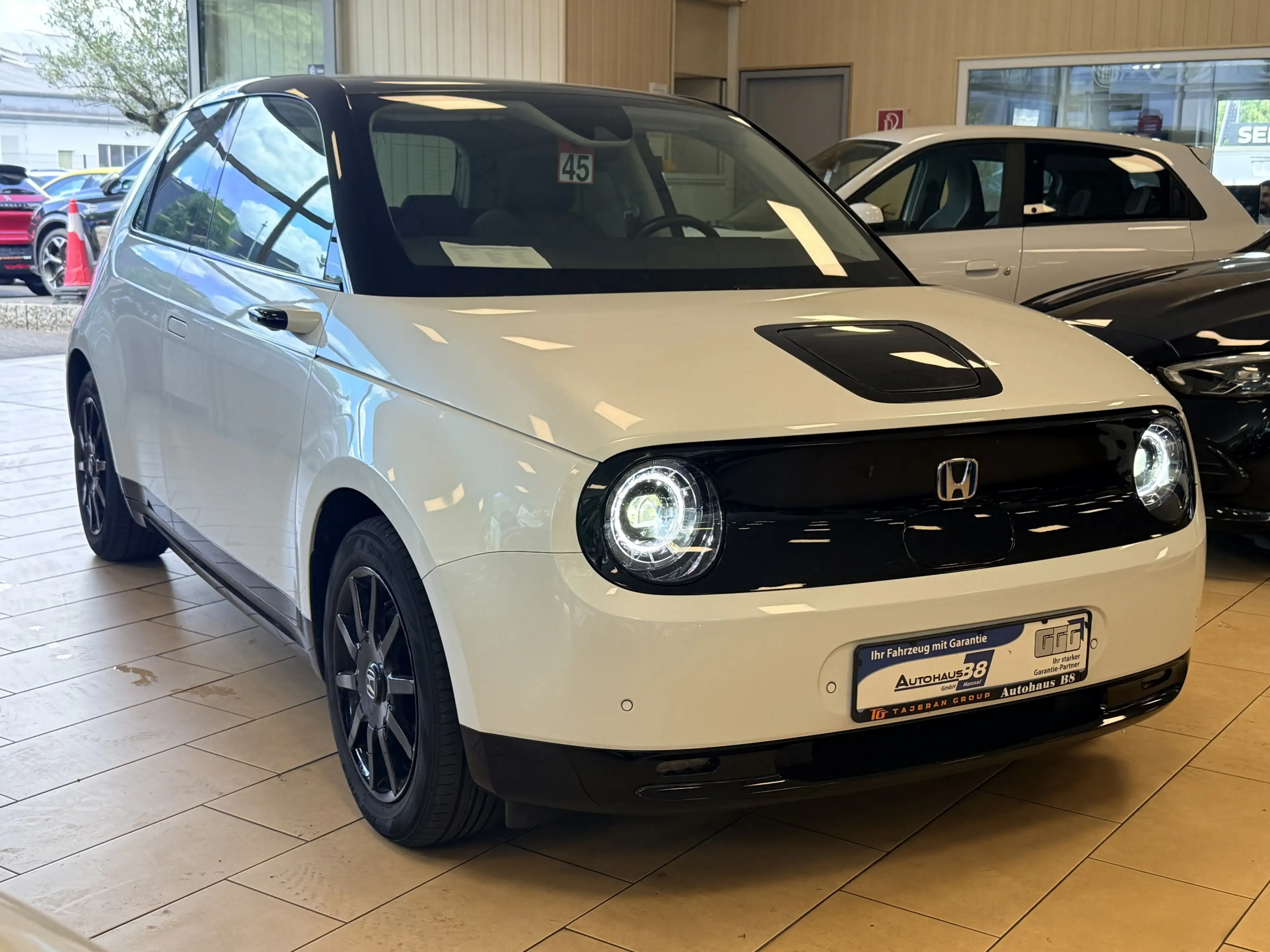 Honda e Pano*ACC*beifahrer Display*CAM*SHZ*ST-Heiz*LED — photo 3
