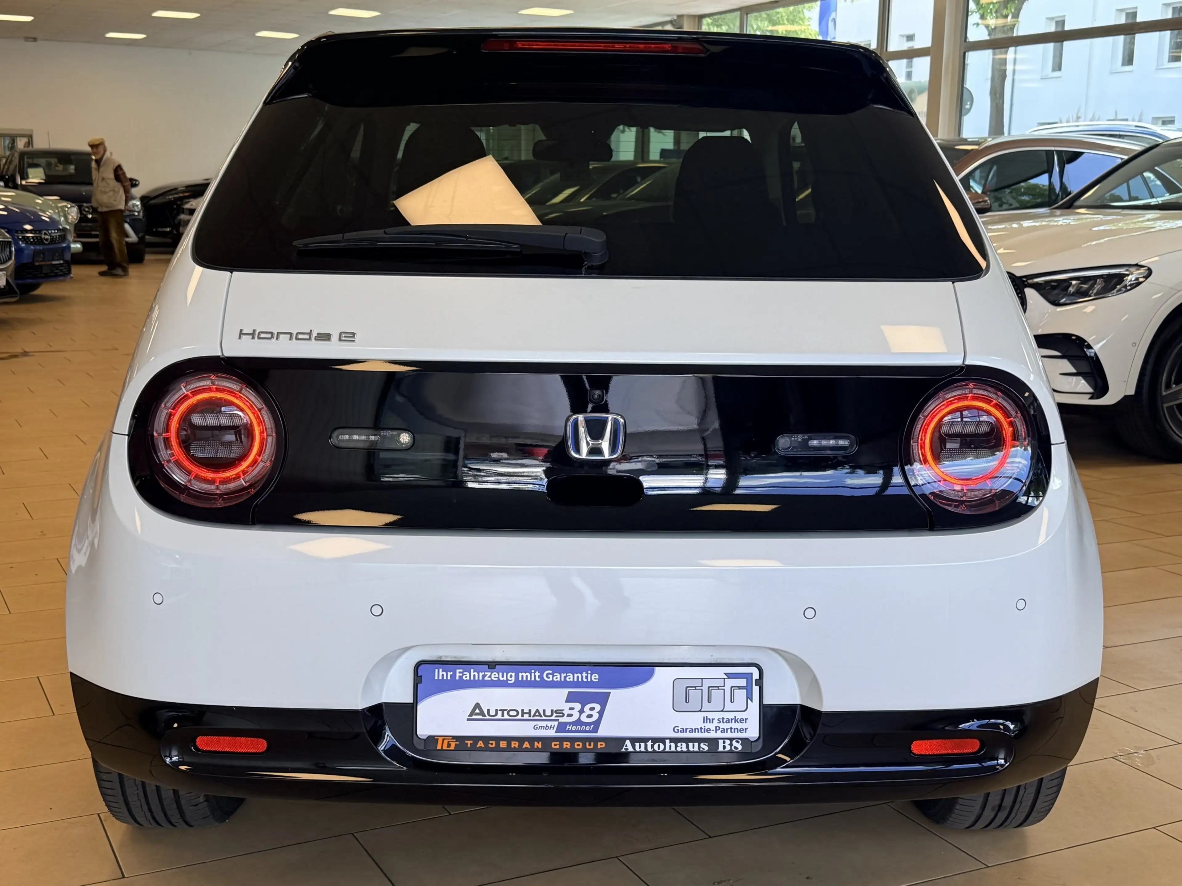 Honda e Pano*ACC*beifahrer Display*CAM*SHZ*ST-Heiz*LED — photo 5