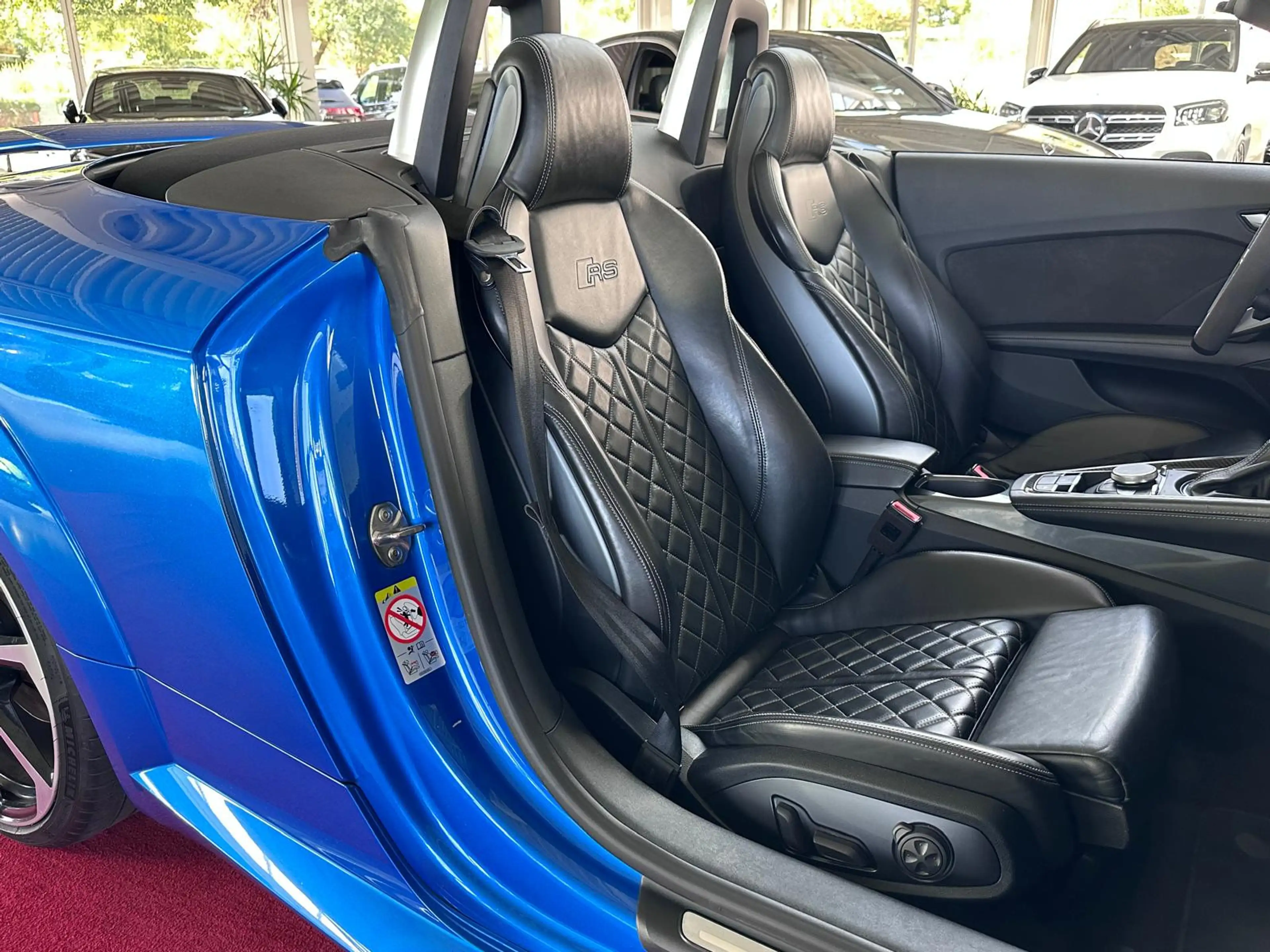 Audi TT RS Roadster 2.5 TFSI quattro  MATRIX LED — photo 14