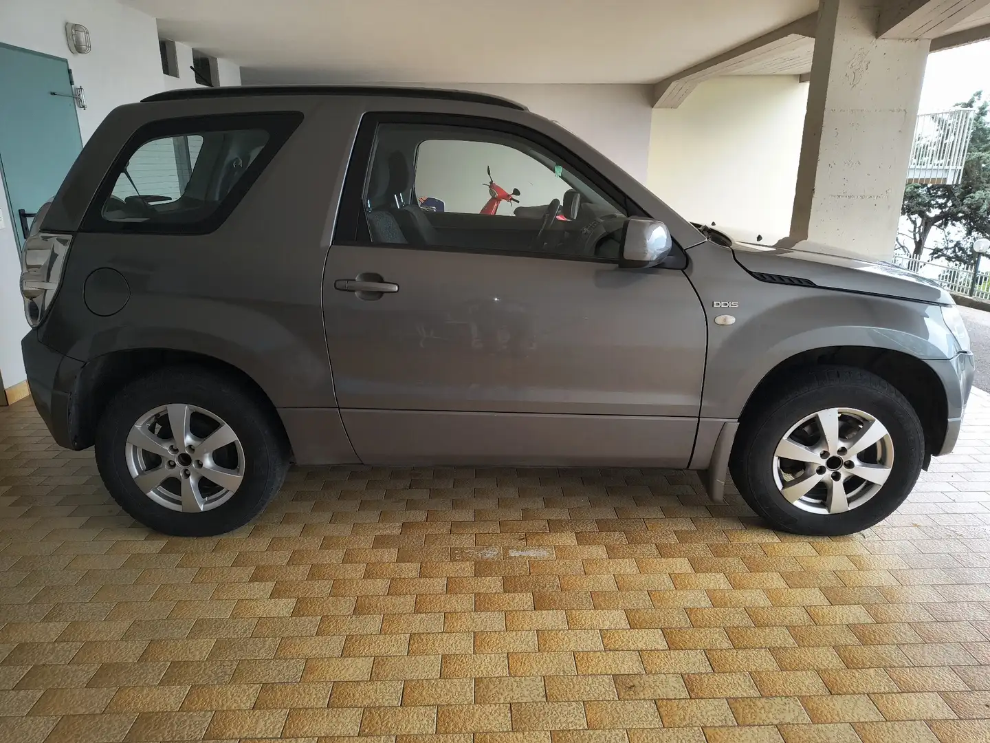 Suzuki Grand Vitara 3p 1.9 ddis - 2