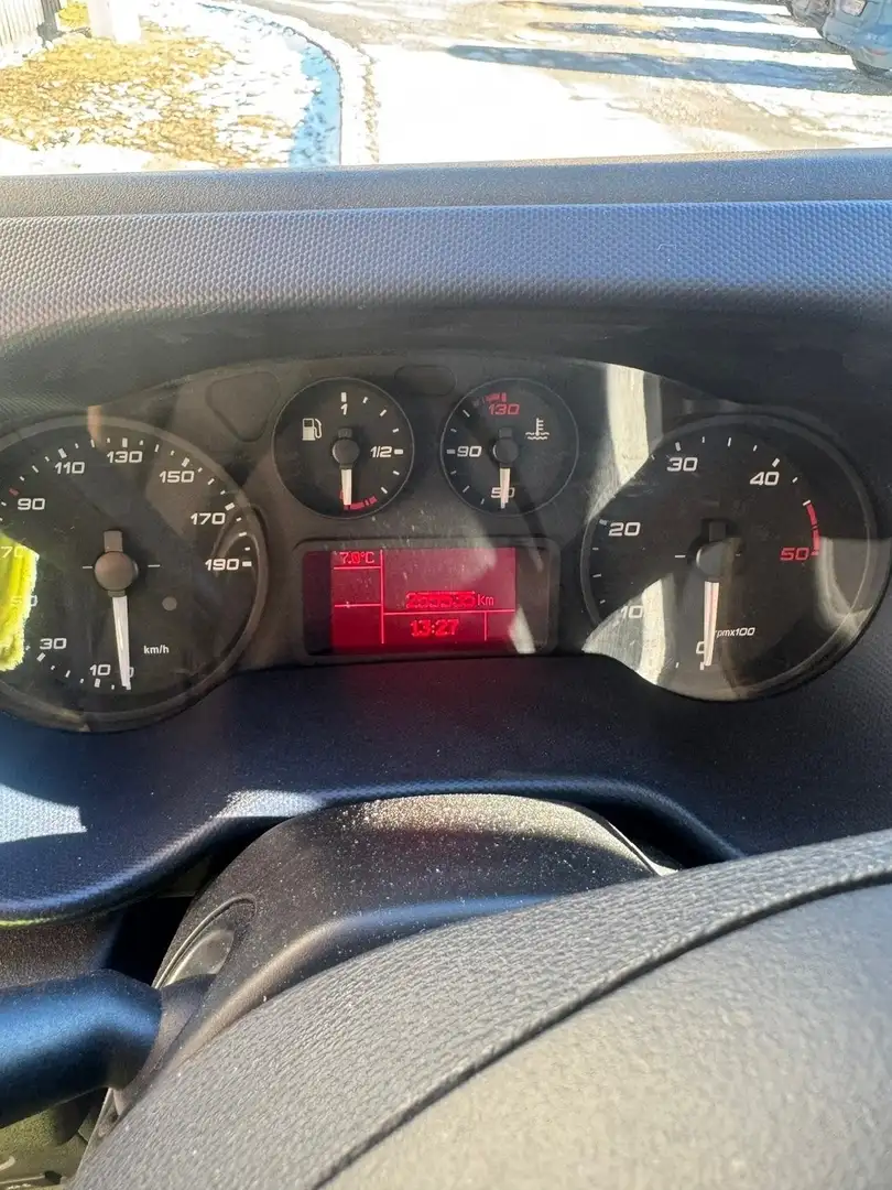 Iveco Daily 35S16 Weiß - 2