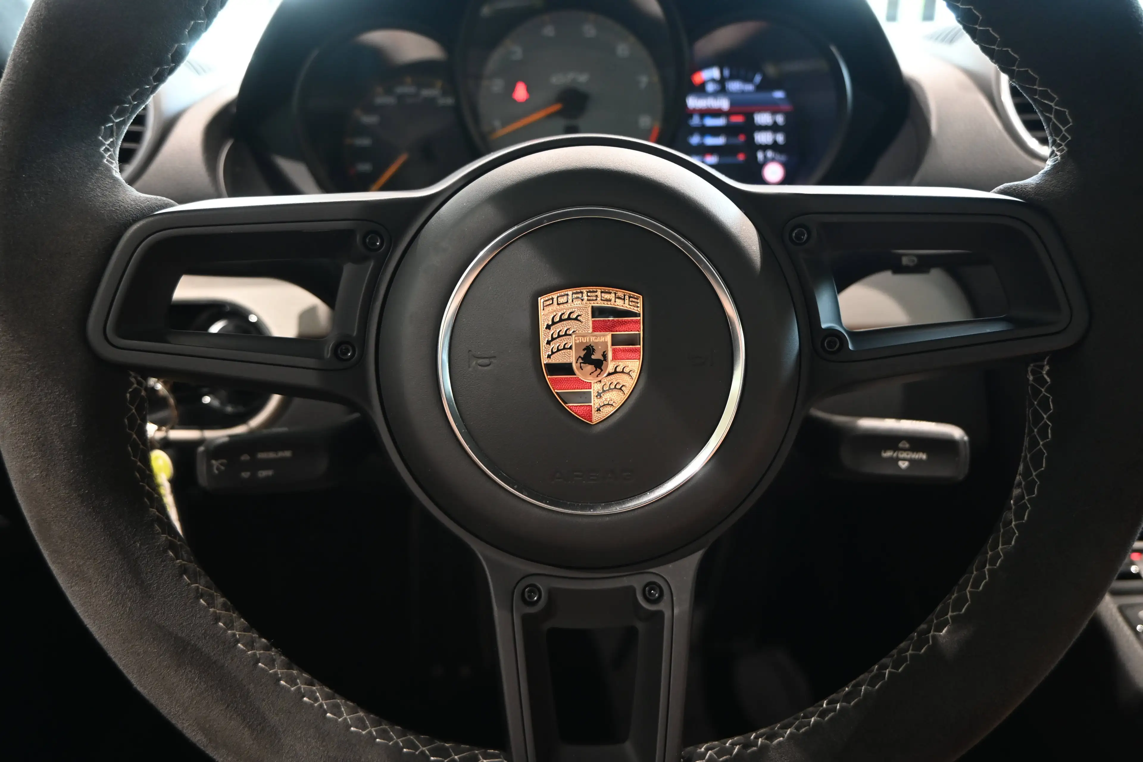 Porsche Cayman 718 GT4 Clubsport 4.0i **CARBON/ALCANTARA/CAM/BOSE/CERAMIC BRAKES/CHRONO** — photo 12