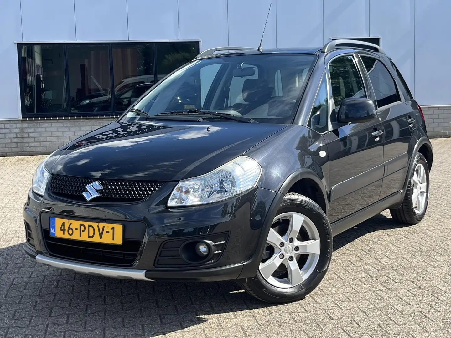 Suzuki SX4 1.6 Exclusive STOELVERW PDC TREKHAAK Zwart - 2