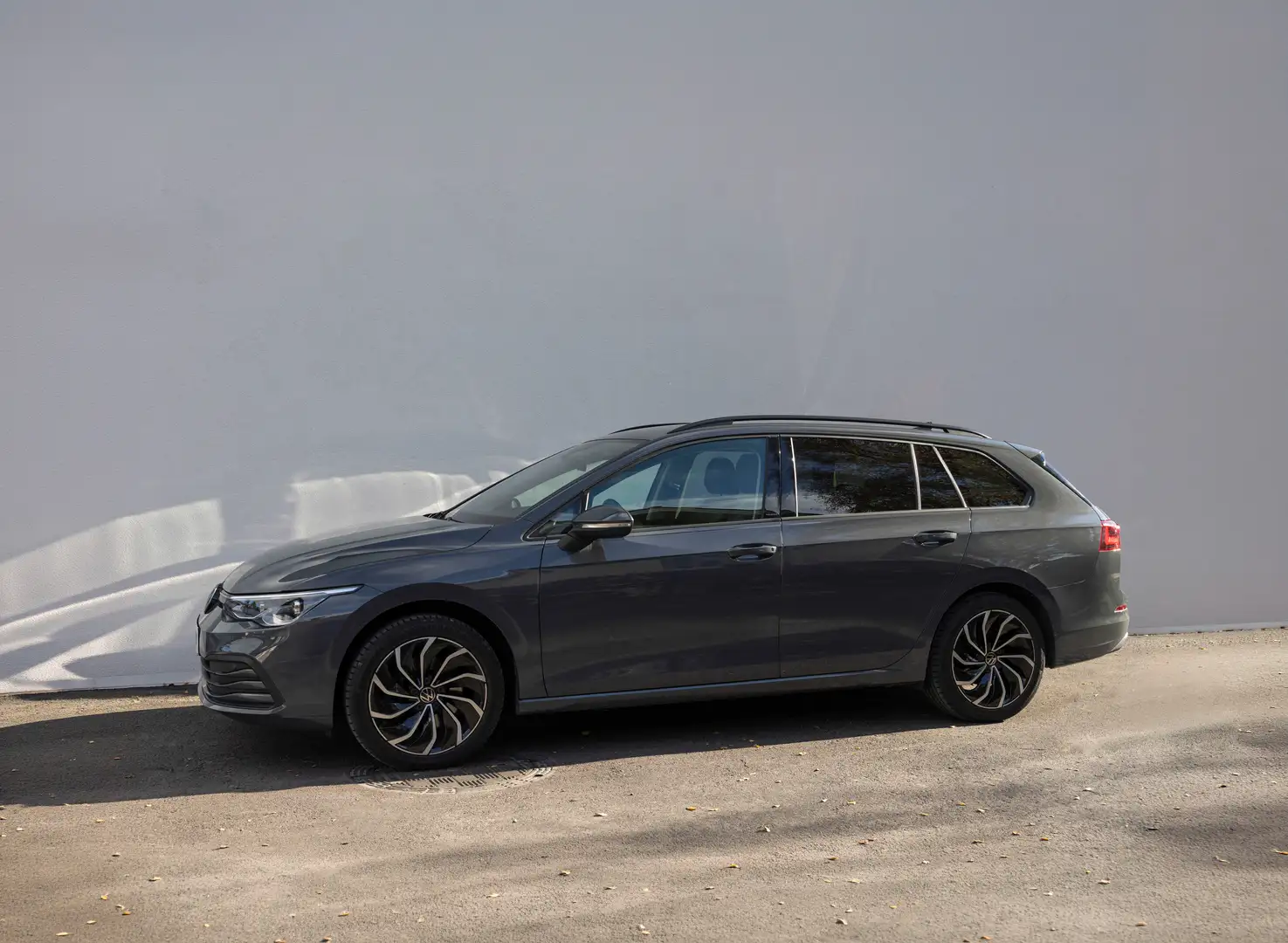 Volkswagen Golf Variant Golf Variant 2,0 TDI Life DSG Life (aufrechte Händ Grau - 1