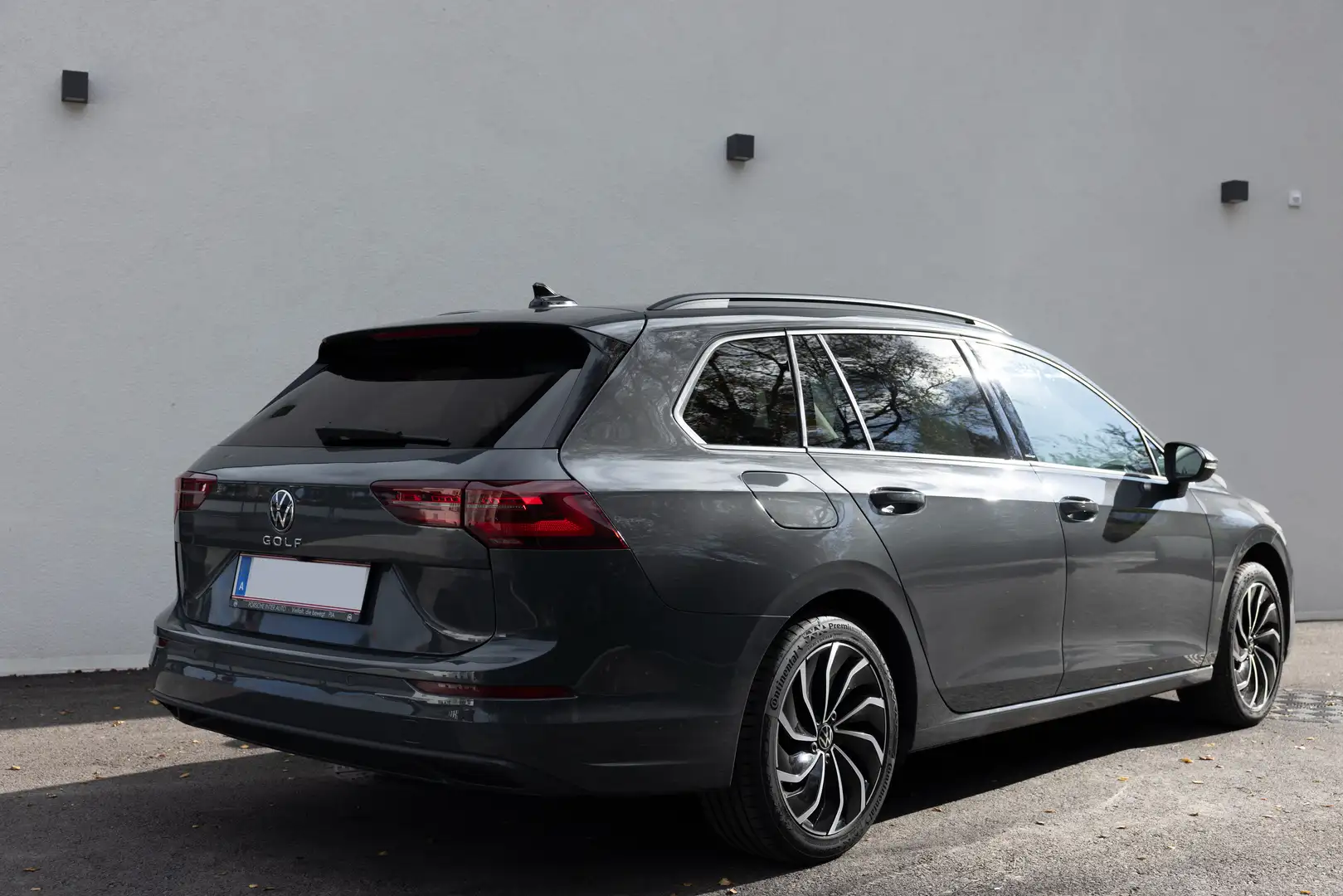 Volkswagen Golf Variant Golf Variant 2,0 TDI Life DSG Life (aufrechte Händ Grau - 2