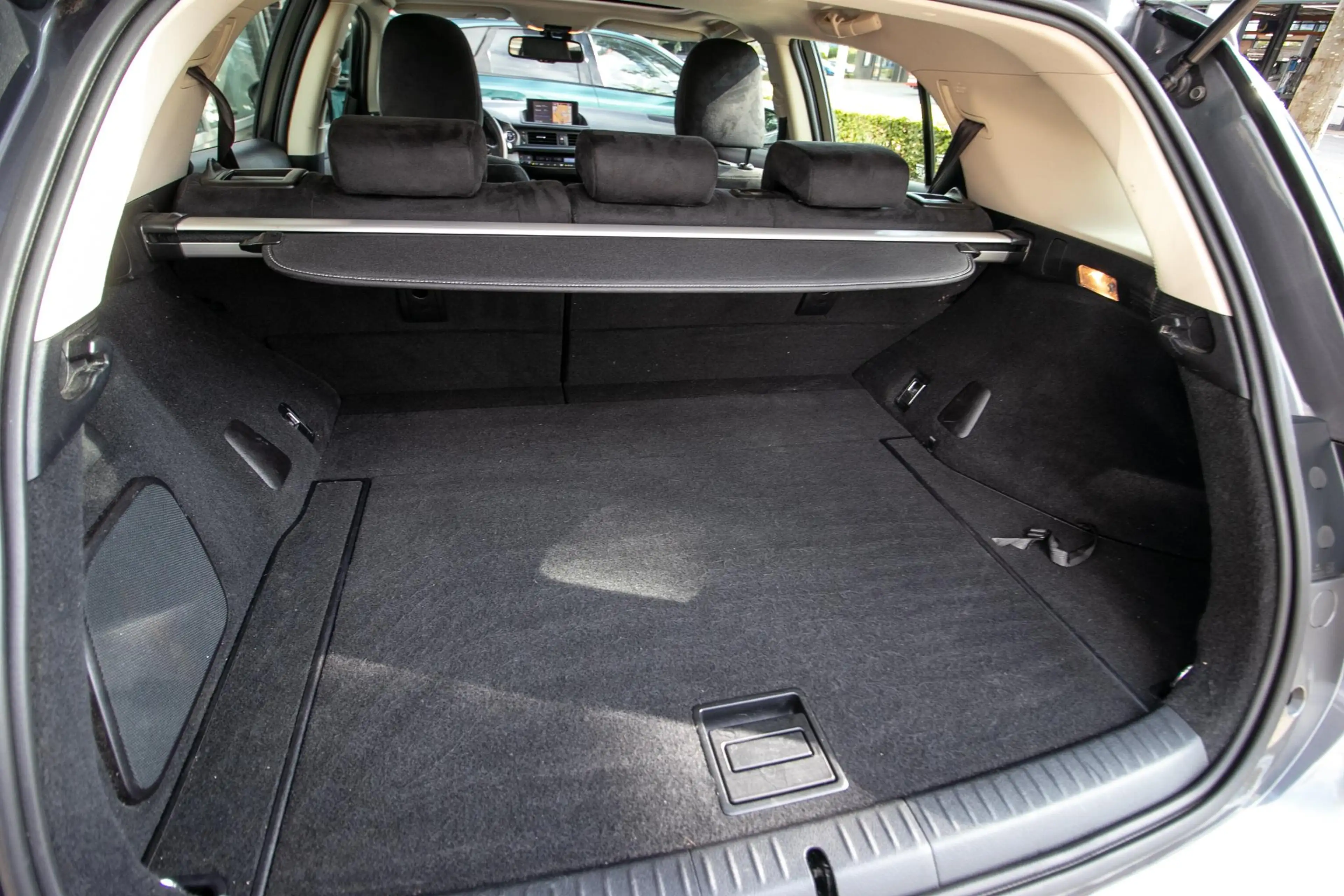 Lexus CT 200h Business Line — photo 8