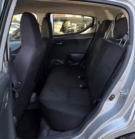 Nissan Pixo view 11