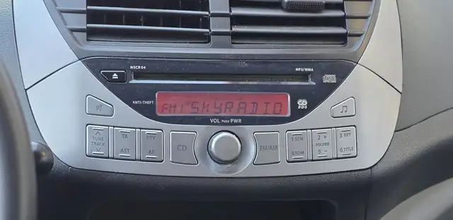 Nissan Pixo view 14