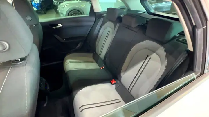SEAT León 2.0 TDI S&S Style Go 2021, foto 14