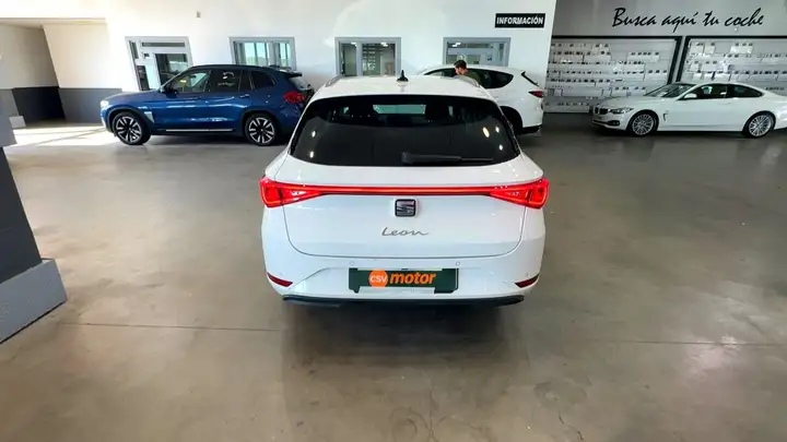 SEAT León 2.0 TDI S&S Style Go 2021, foto 9