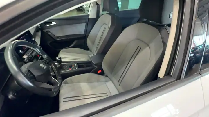 SEAT León 2.0 TDI S&S Style Go 2021, foto 13