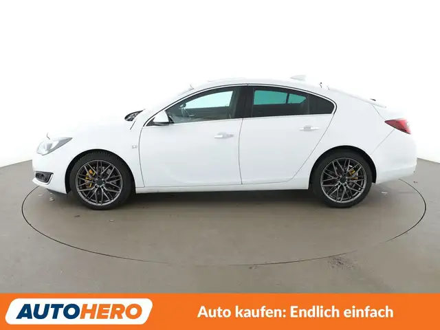 Opel Insignia view 3