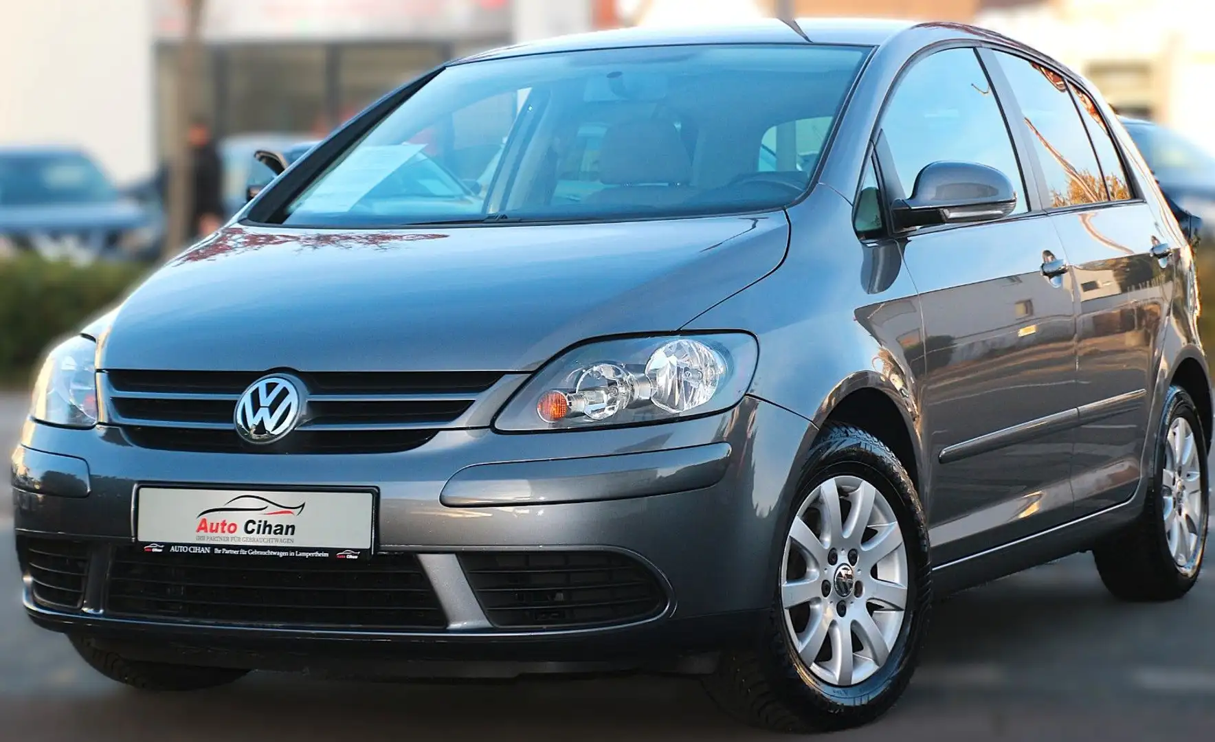 Volkswagen Golf Plus V Comfortline AUTOMATIK! 1.HAND! SHZ! Gris - 2