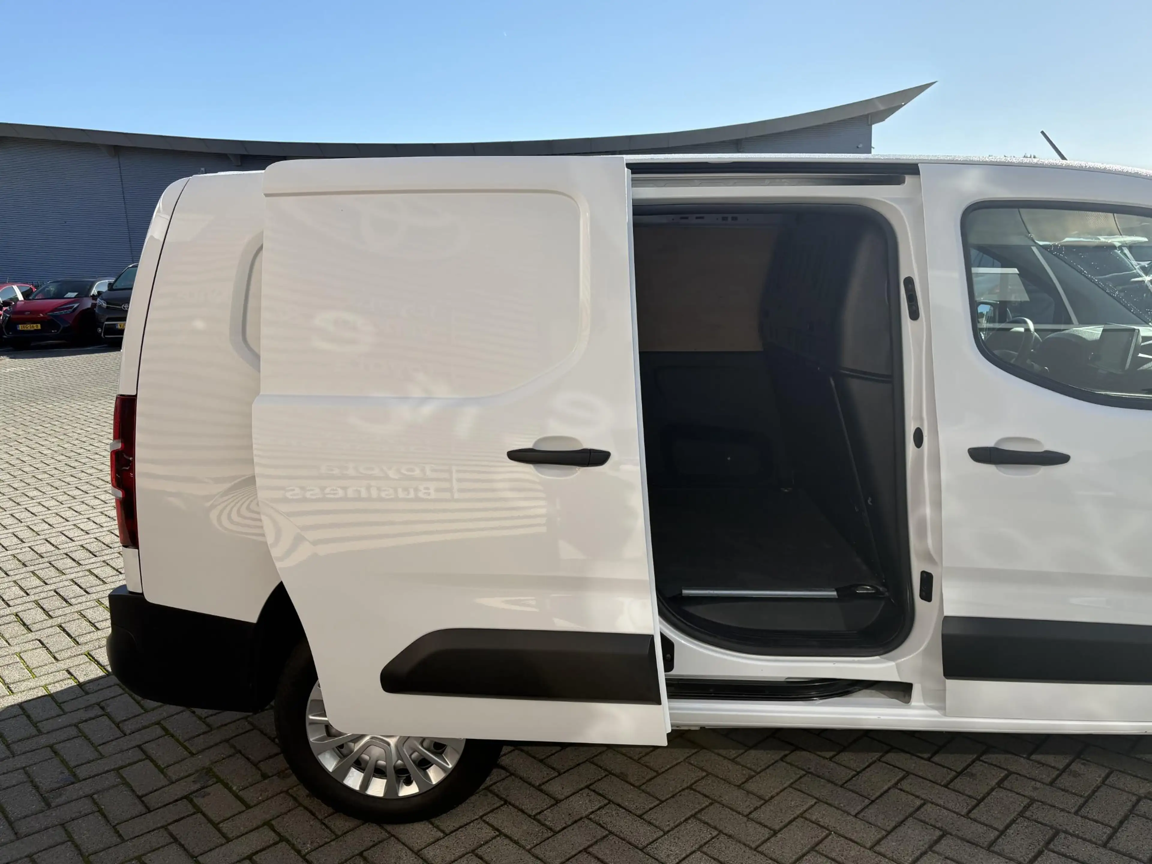 Toyota Proace City 1.5 D-4D COOL L2 ALL-SEASON 3-PERS AIRCO CRUISE BE — photo 10