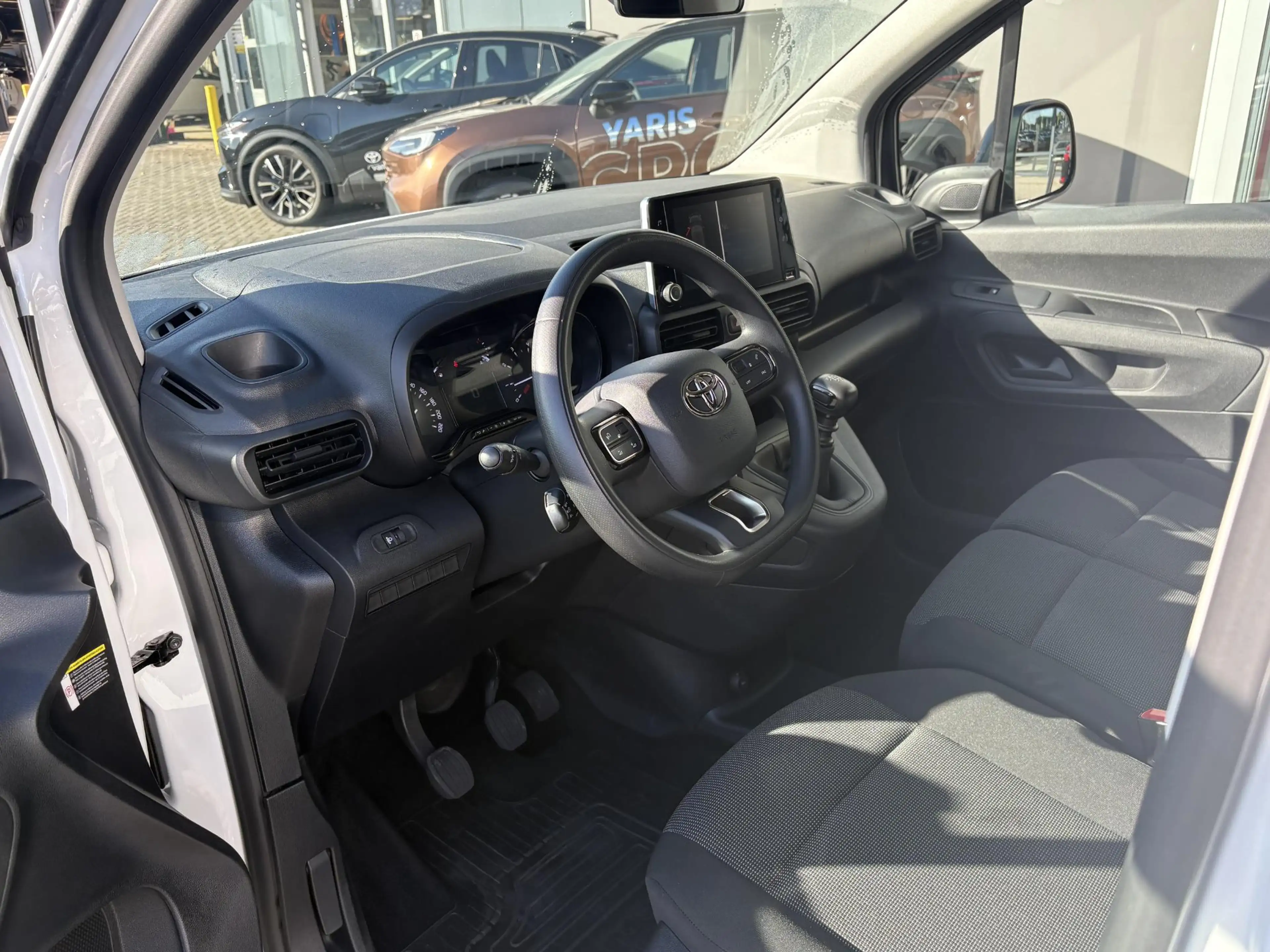 Toyota Proace City 1.5 D-4D COOL L2 ALL-SEASON 3-PERS AIRCO CRUISE BE — photo 15