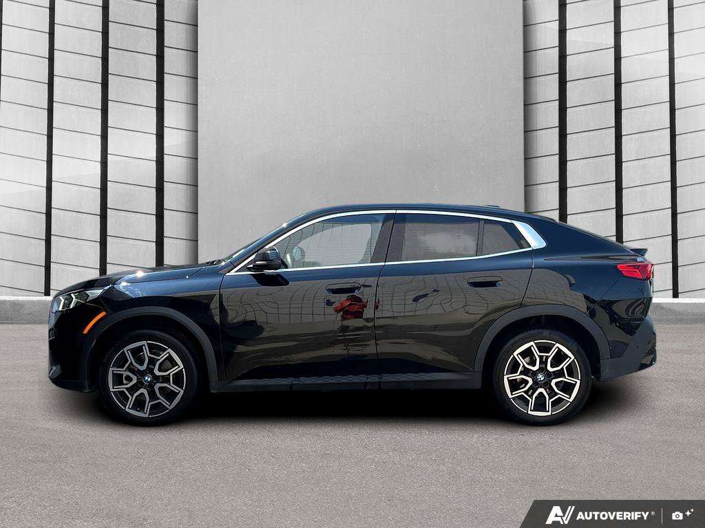 2025 BMW X2 xDrive28i | Leatherette Seats | No Accidents! — снимка 1
