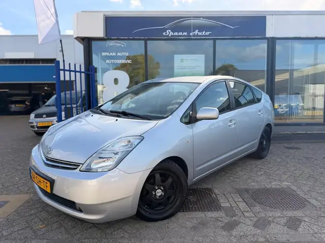 Toyota Prius 1.5 VVT-i Tech Edition | AUTOMAAT | CRUISE | AIRCO