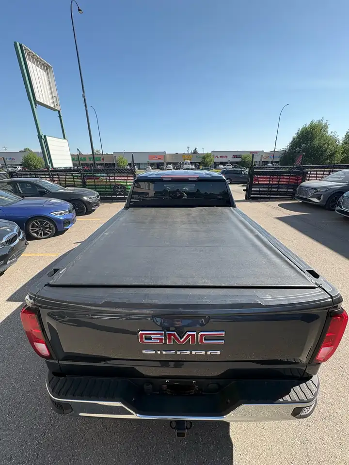 GMC Sierra 1500 fotografie GMC Sierra 1500