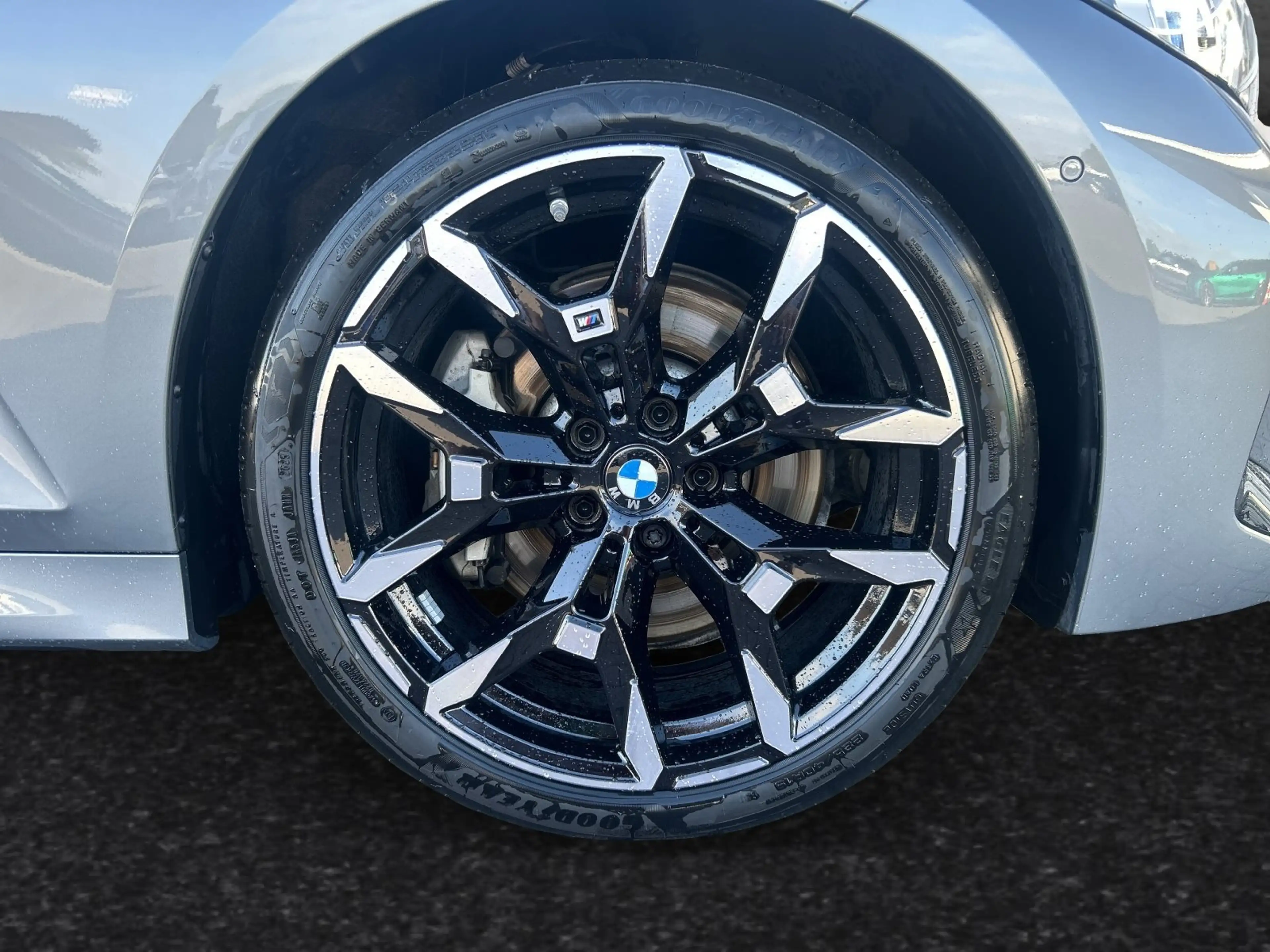 BMW 330 i xDrive Touring M Sport|AHK|Panorama|19"LMR — photo 4