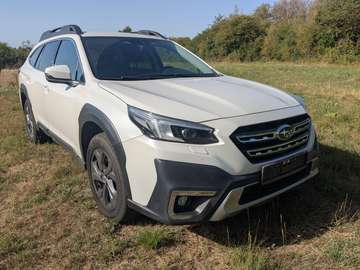 Outback 2.5i EDITION 40 1. Hand, AHK,Kamera