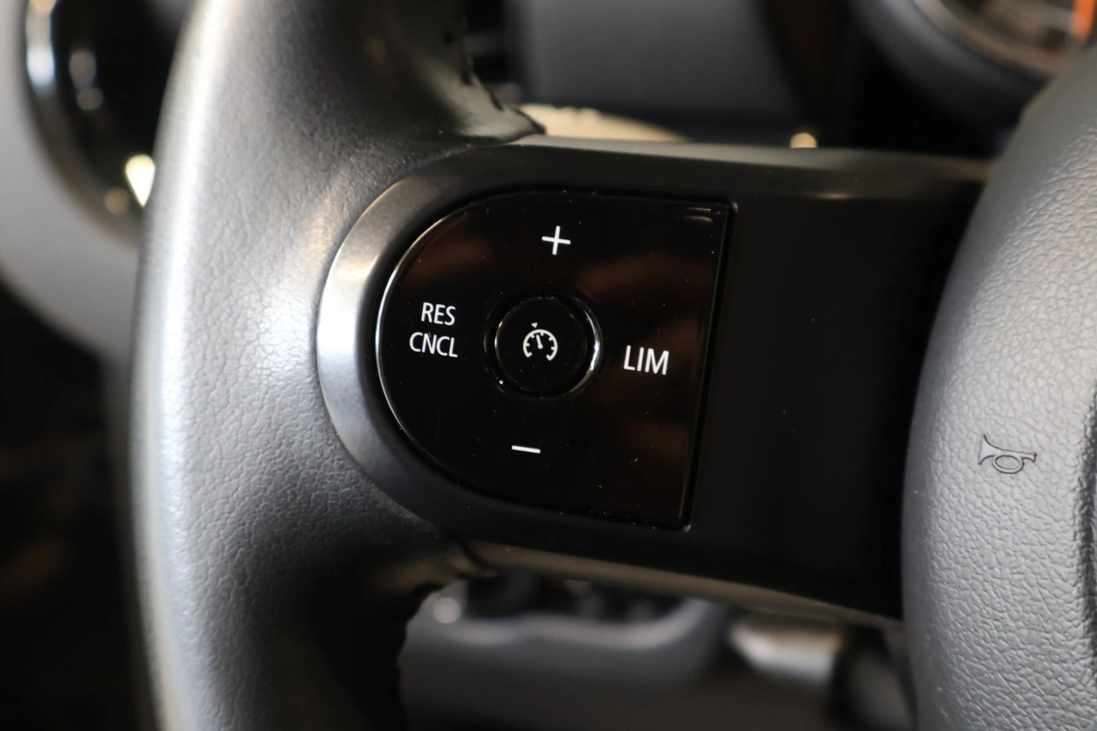 MINI One Clubman 1.5 Business Edition NL auto, LED, union jack, all — photo 12