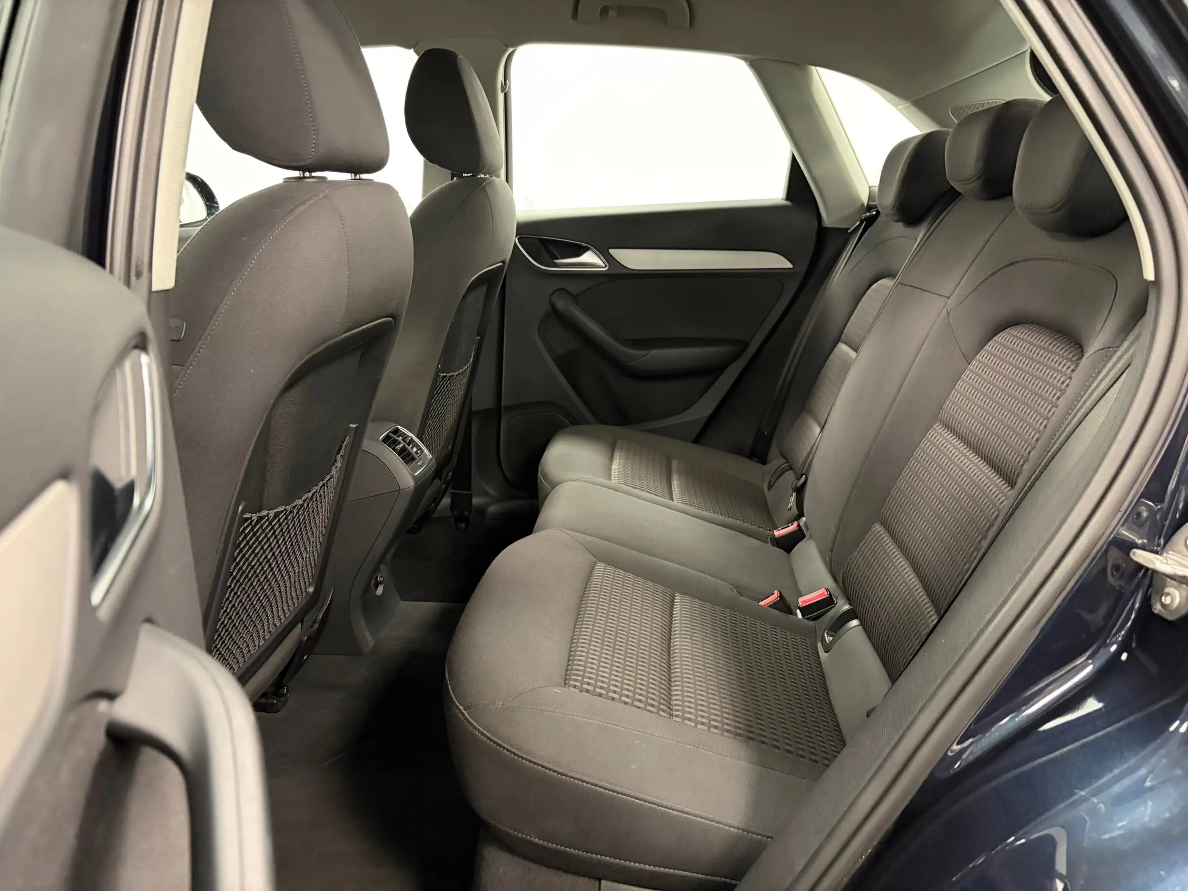 Audi Q3 2.0 TFSI quattro Pro Line*NAP*Cruise-Control*Navi* — photo 34