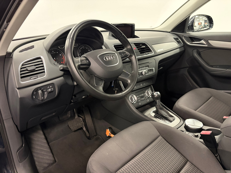 Audi Q3 2.0 TFSI quattro Pro Line*NAP*Cruise-Control*Navi* — photo 30