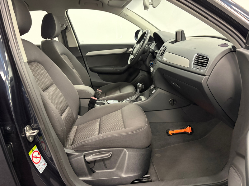 Audi Q3 2.0 TFSI quattro Pro Line*NAP*Cruise-Control*Navi* — photo 33