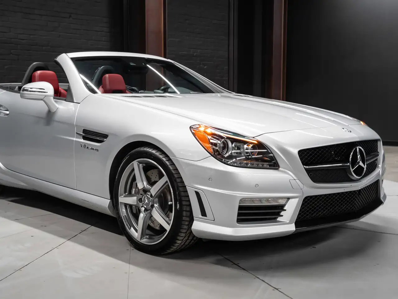 Mercedes-Benz SLK снимка Mercedes-Benz SLK