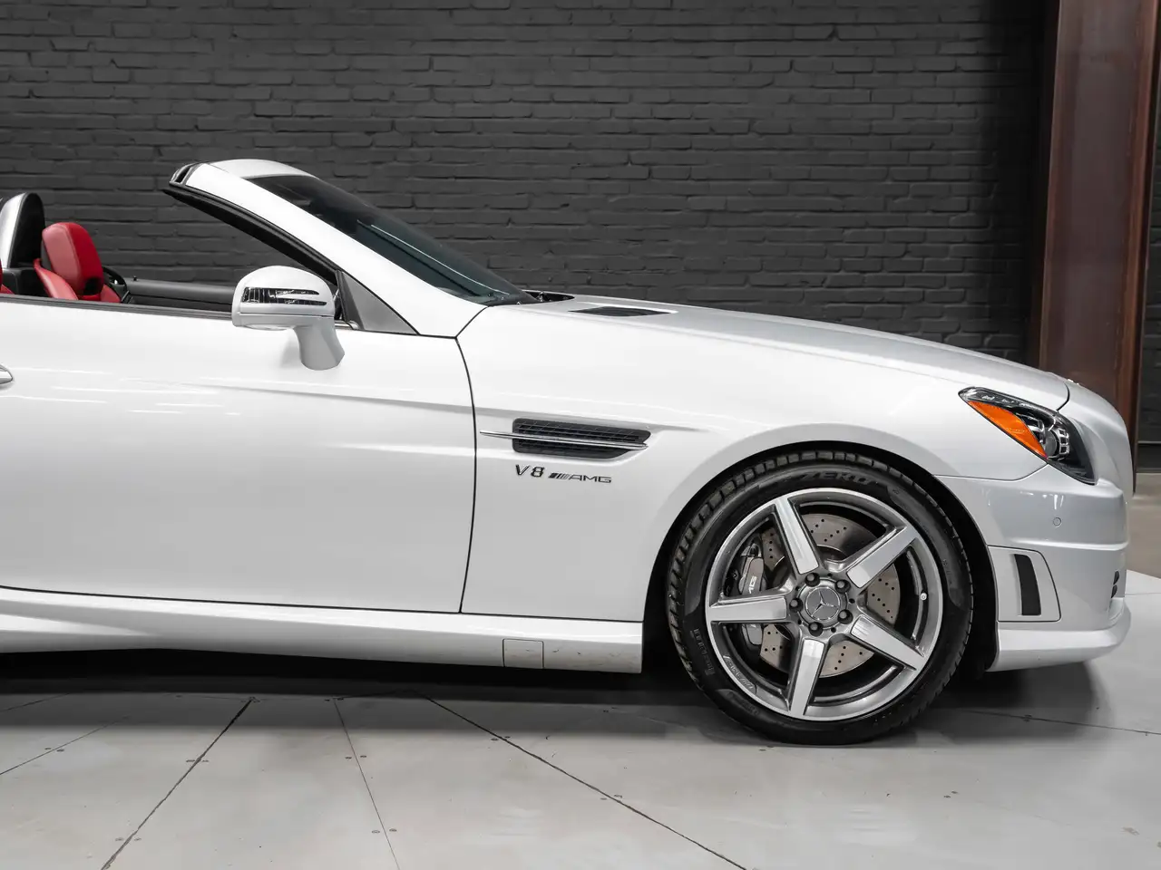 Mercedes-Benz SLK снимка Mercedes-Benz SLK