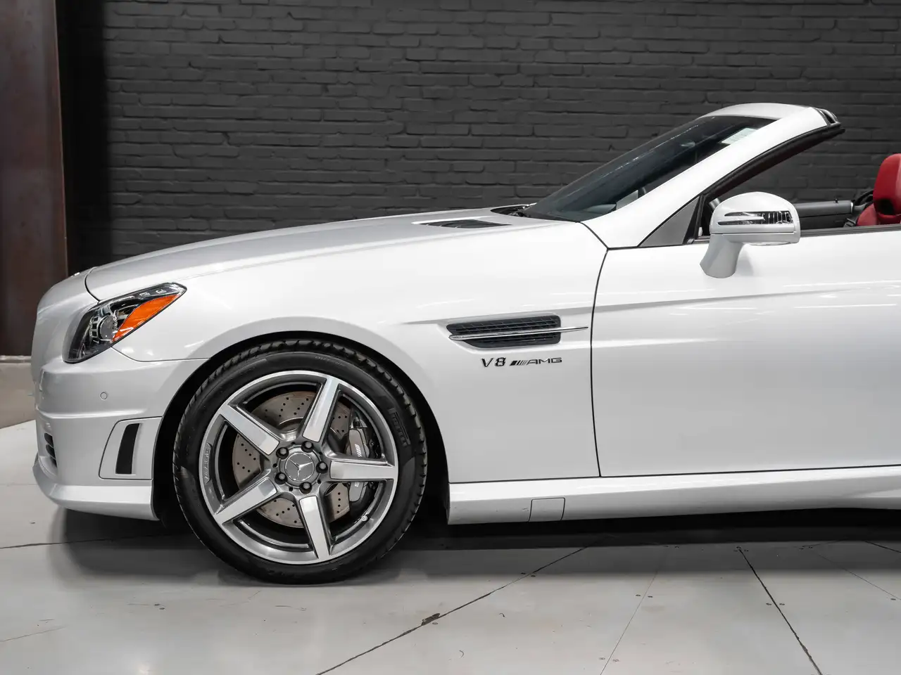 Mercedes-Benz SLK снимка Mercedes-Benz SLK