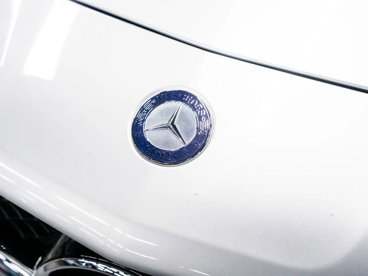 Mercedes-Benz SLK снимка Mercedes-Benz SLK