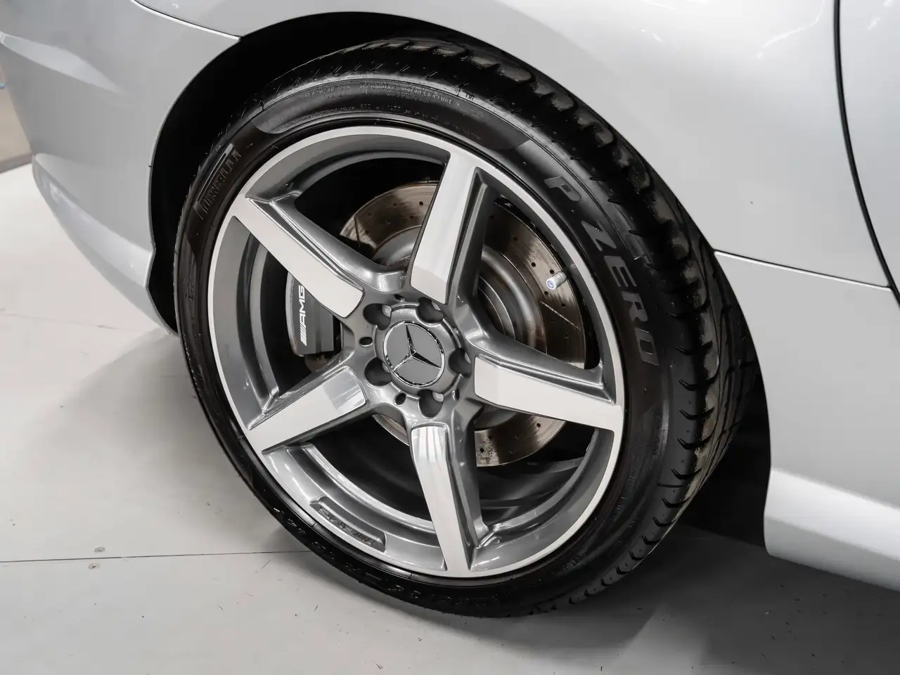 Mercedes-Benz SLK снимка Mercedes-Benz SLK