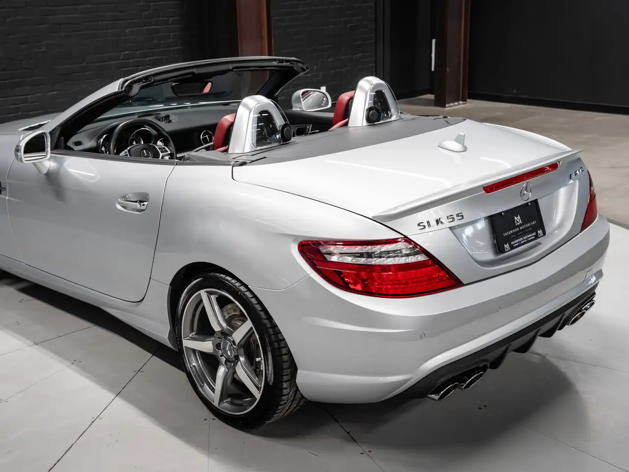 Mercedes-Benz SLK снимка Mercedes-Benz SLK