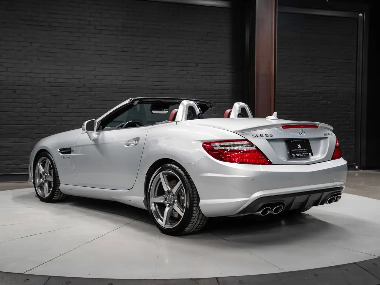 Mercedes-Benz SLK снимка Mercedes-Benz SLK