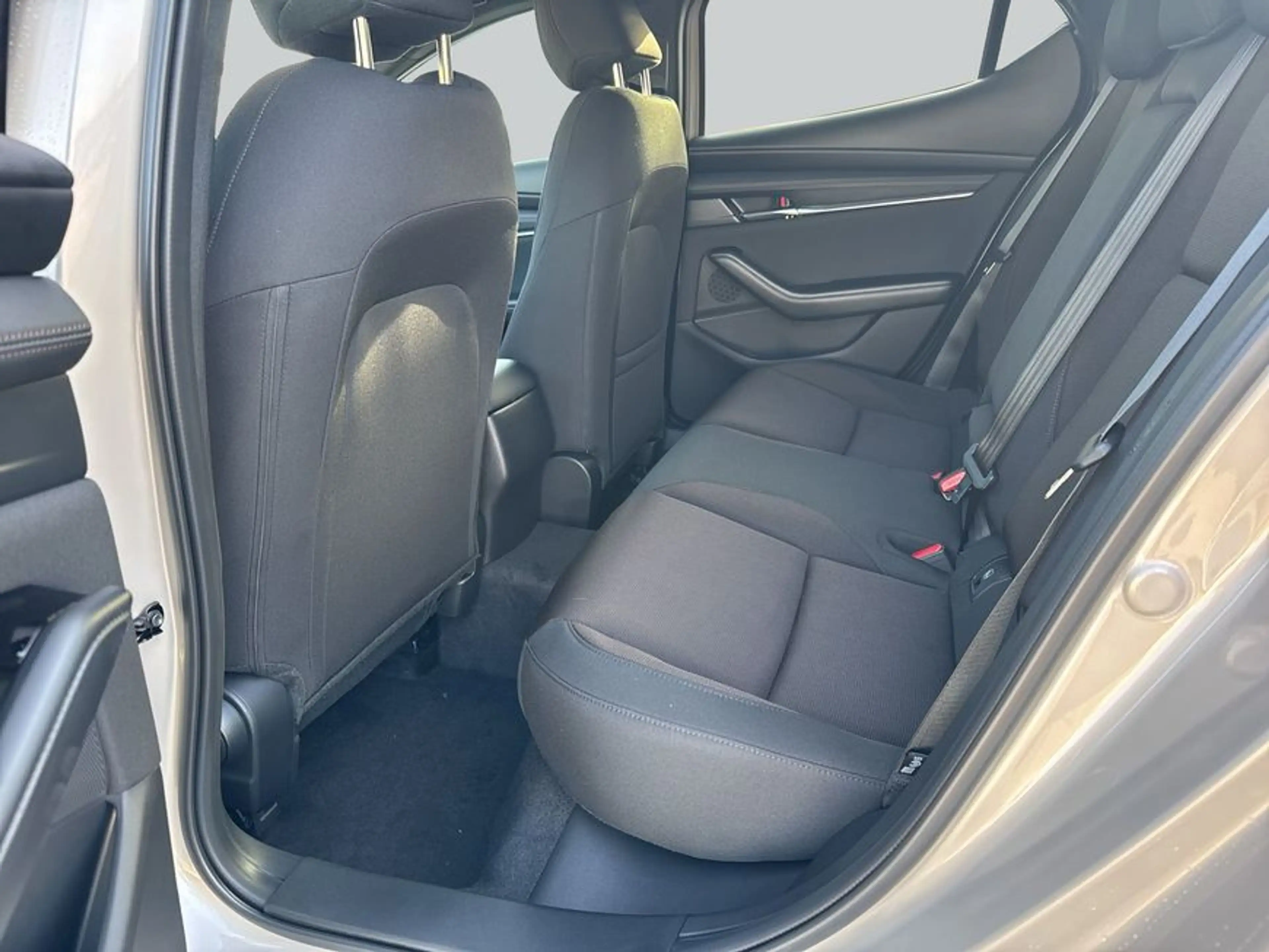 Mazda 3 2.5l e-SKYACTIV-G 140PS Aut. EXCLUSIVE-LINE — photo 10