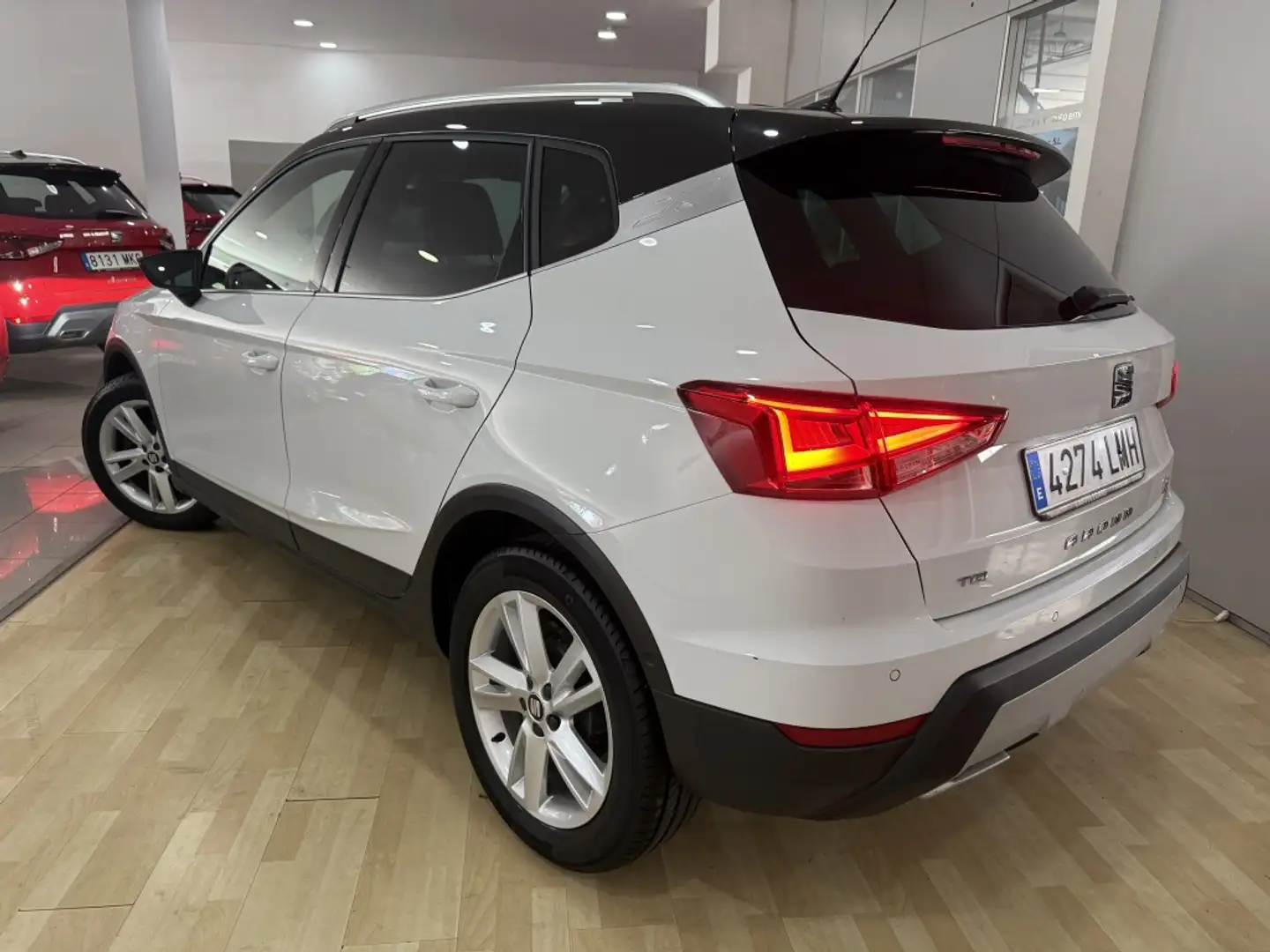 SEAT Arona Todoterreno Manual de 5 Puertas Blanco - 2