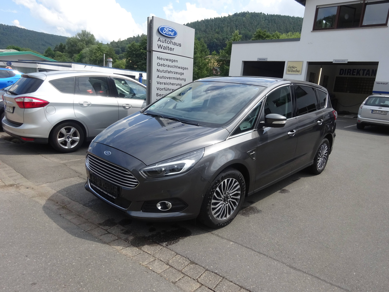 Ford S-Max Titanium LED Navi Kamera ACC AHK