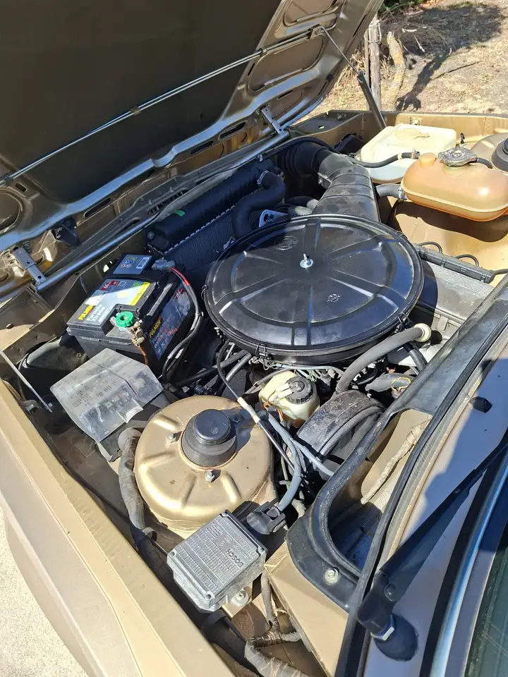 BMW 320i, foto 10
