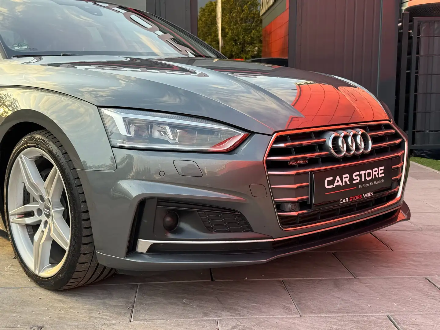 Audi A5 3.0TDI-V6|S-Line|Matrix|ACC|PDC|Stauass|Abbiegeass Grau - 2