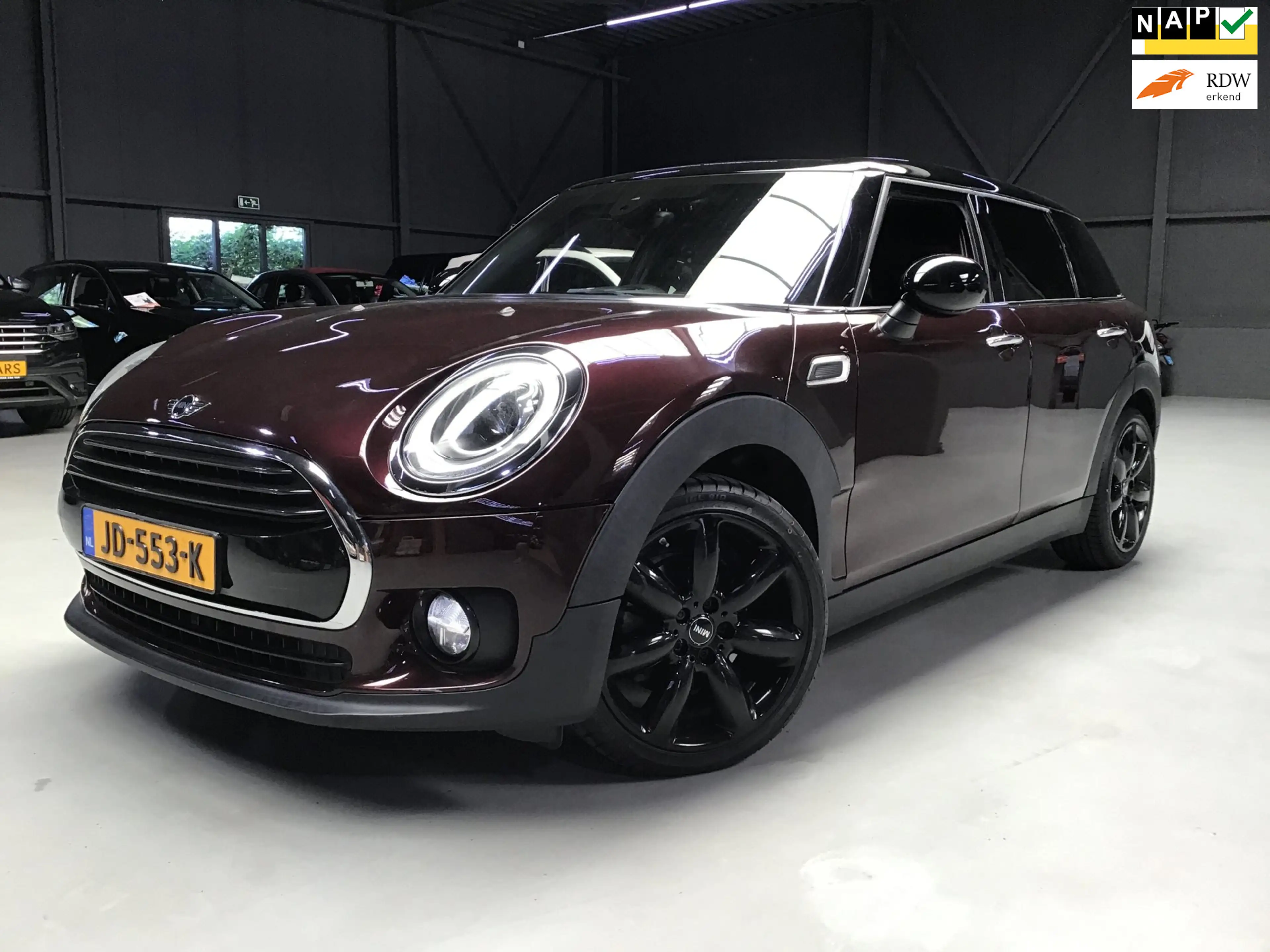 MINI Cooper Clubman 1.5 Chili Serious Business I New Apk + Banden + Be