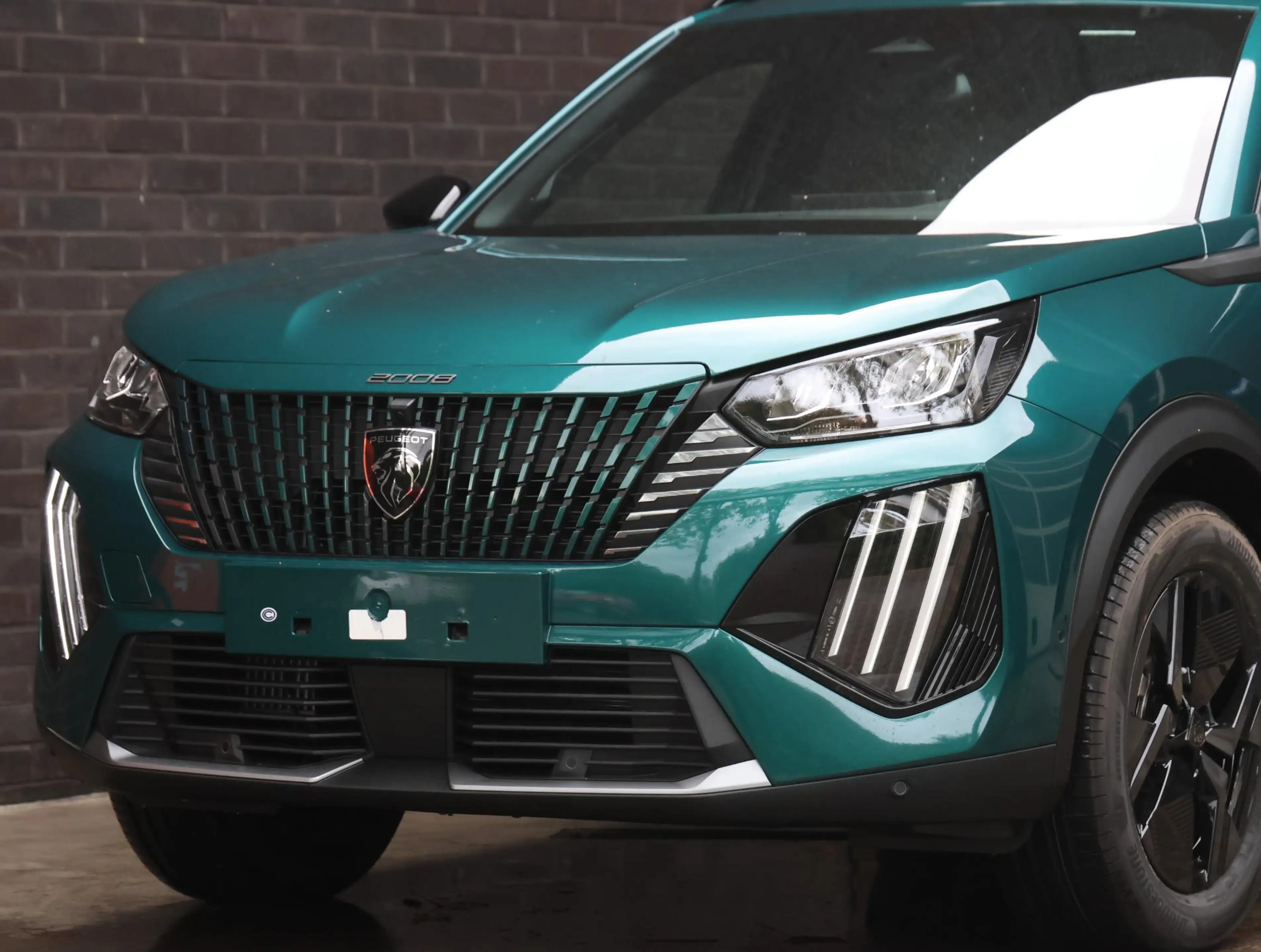 Peugeot 2008 SUV Nefkens Edition 110pk Hybrid | 360° Camera | A — photo 6