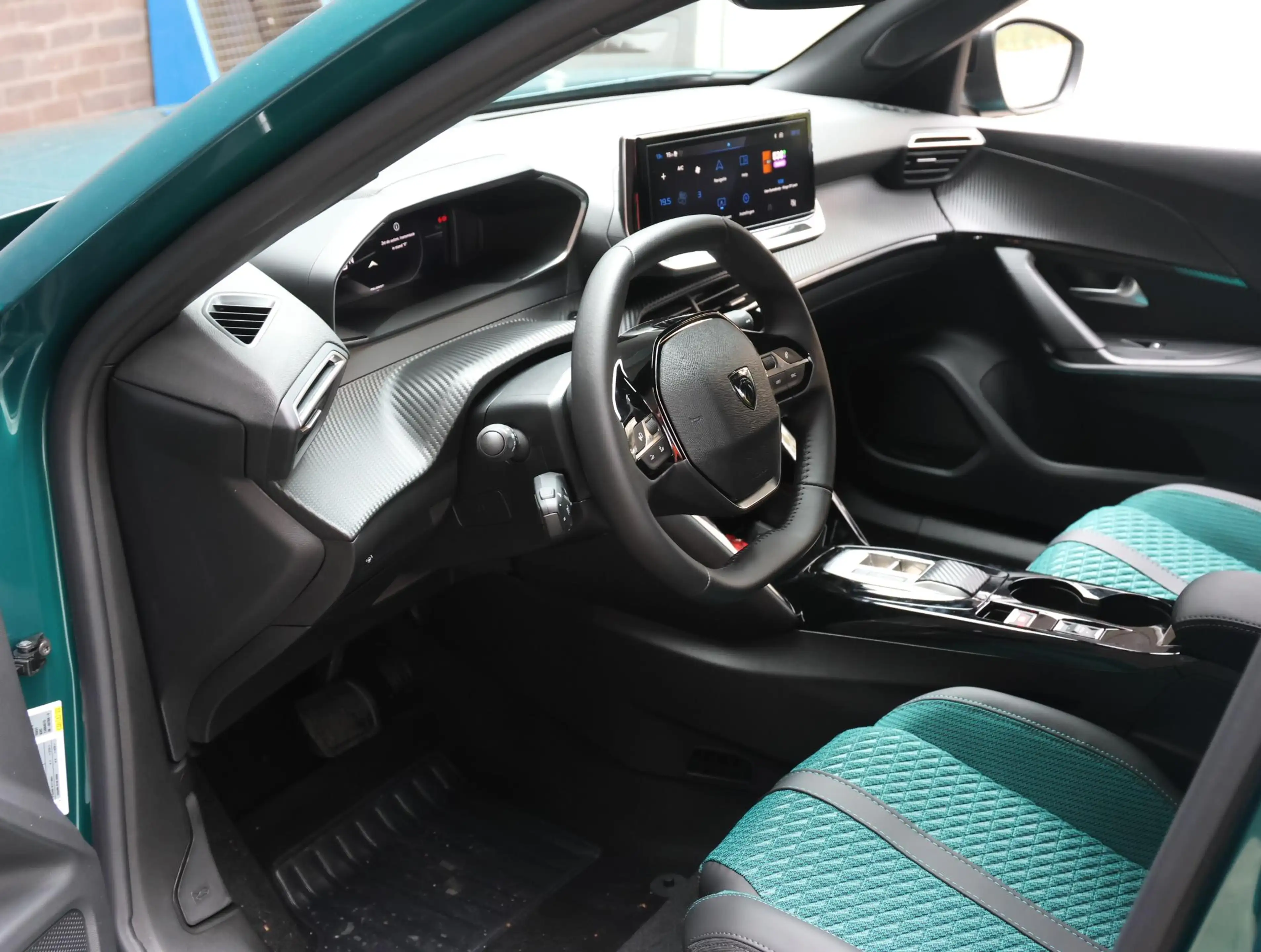 Peugeot 2008 SUV Nefkens Edition 110pk Hybrid | 360° Camera | A — photo 10