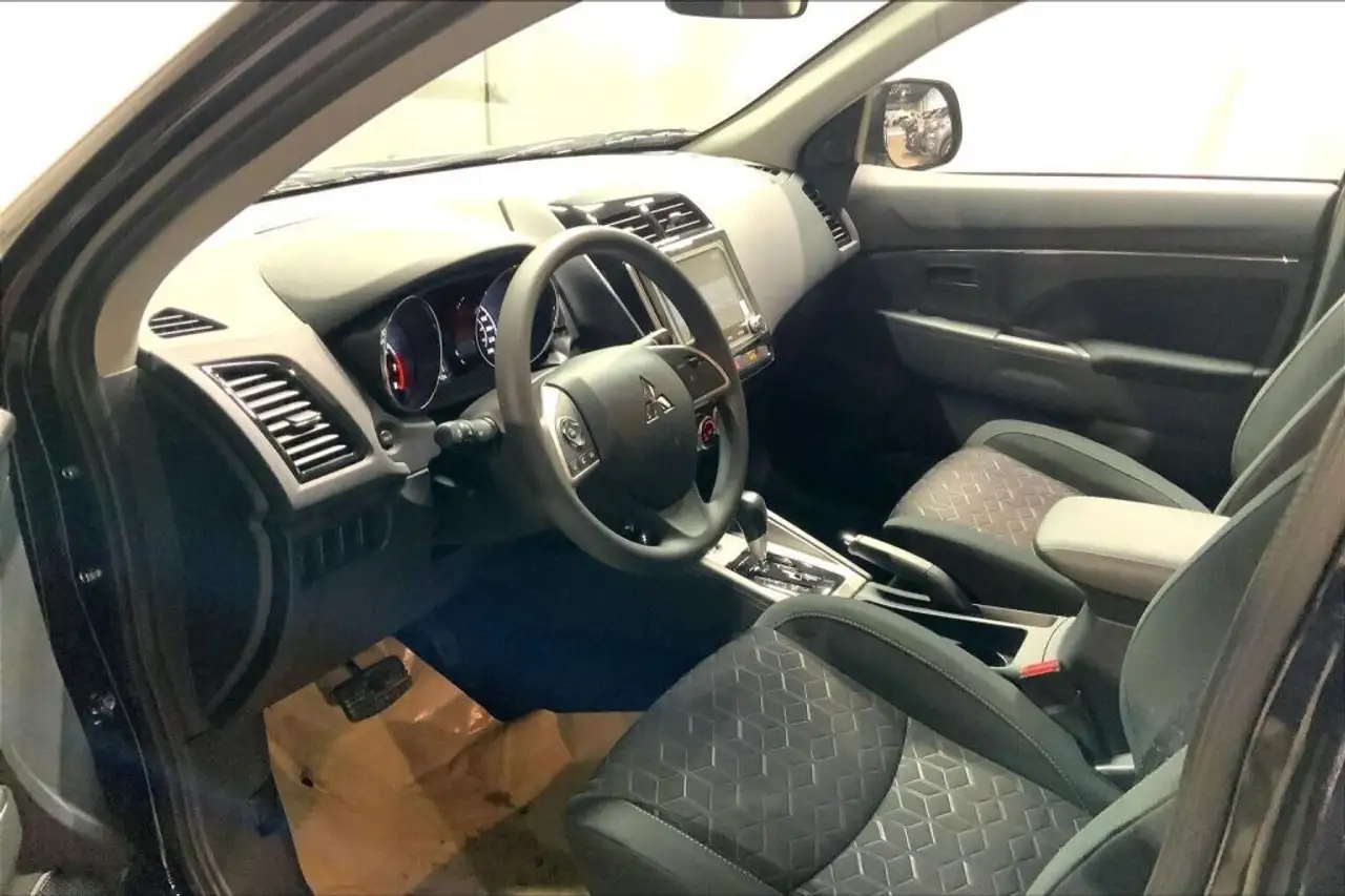 Mitsubishi RVR снимка Mitsubishi RVR