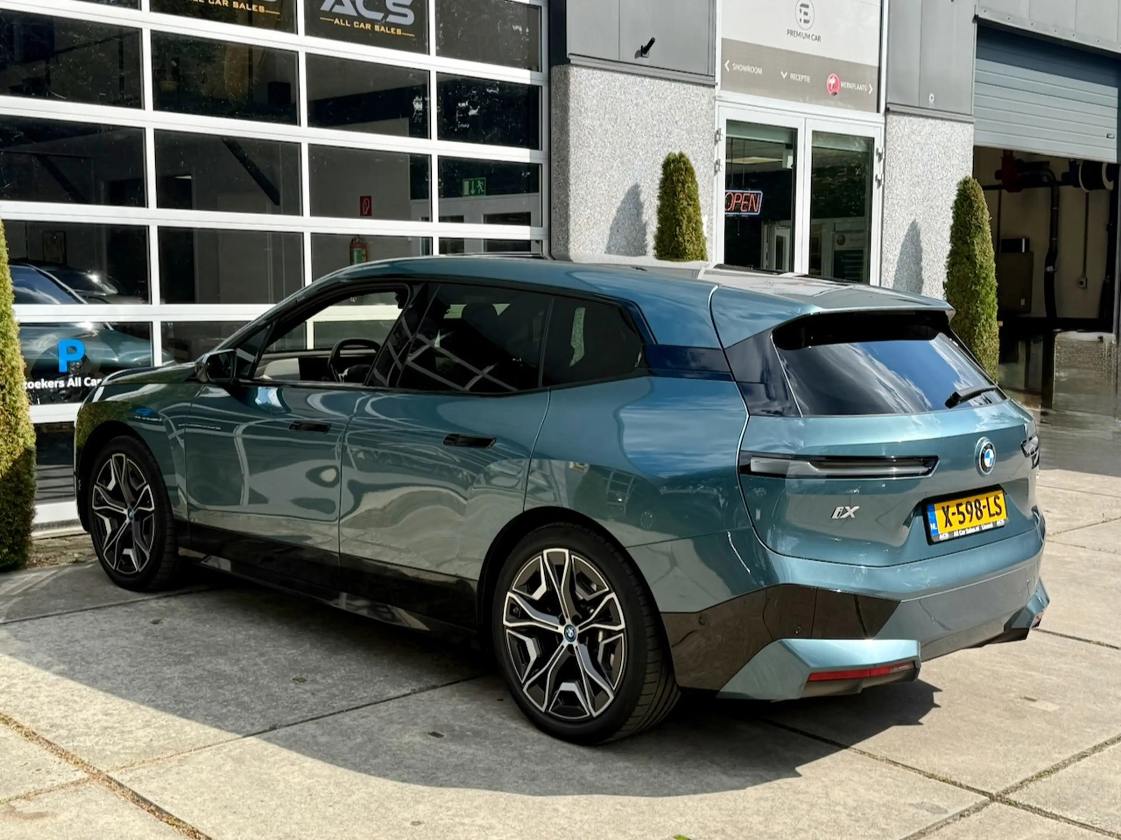 BMW iX XDrive50 High Executive 112 kWh|Bower & Wilkins — photo 7