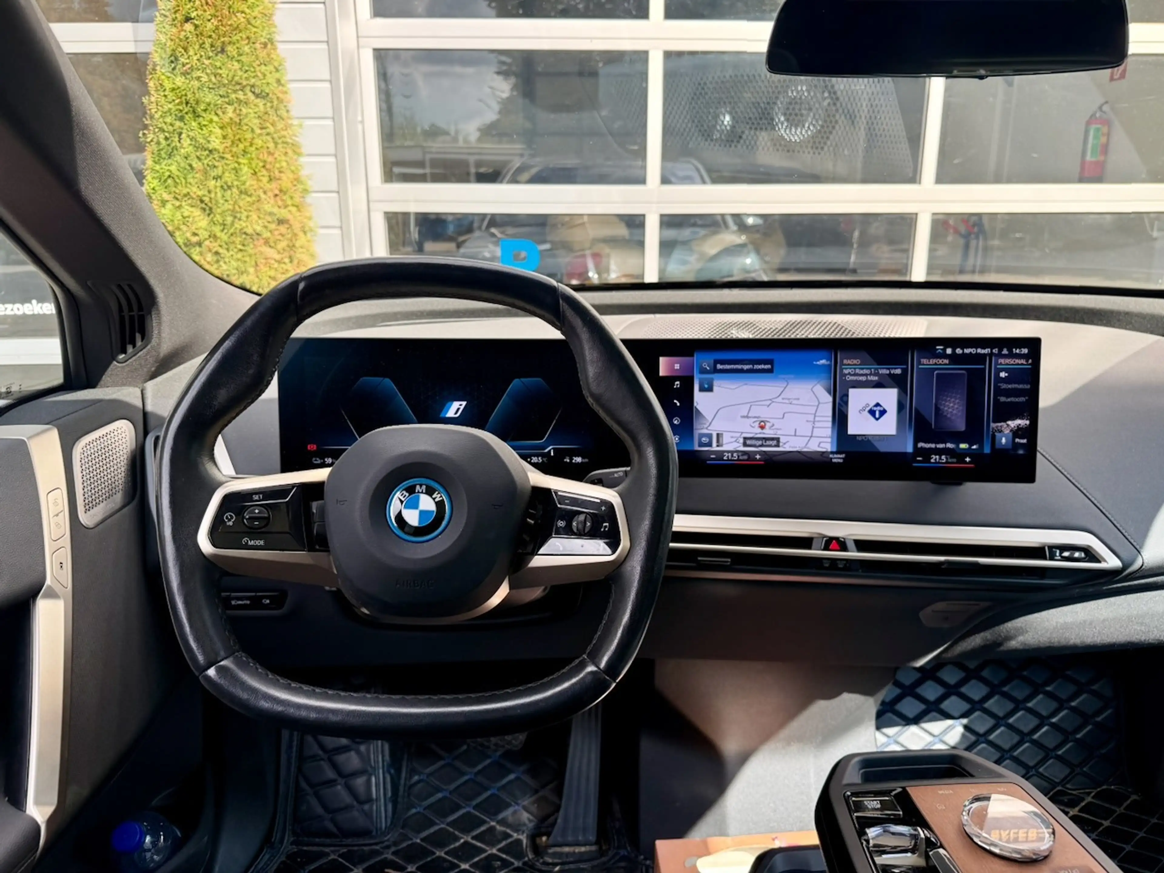 BMW iX XDrive50 High Executive 112 kWh|Bower & Wilkins — photo 11