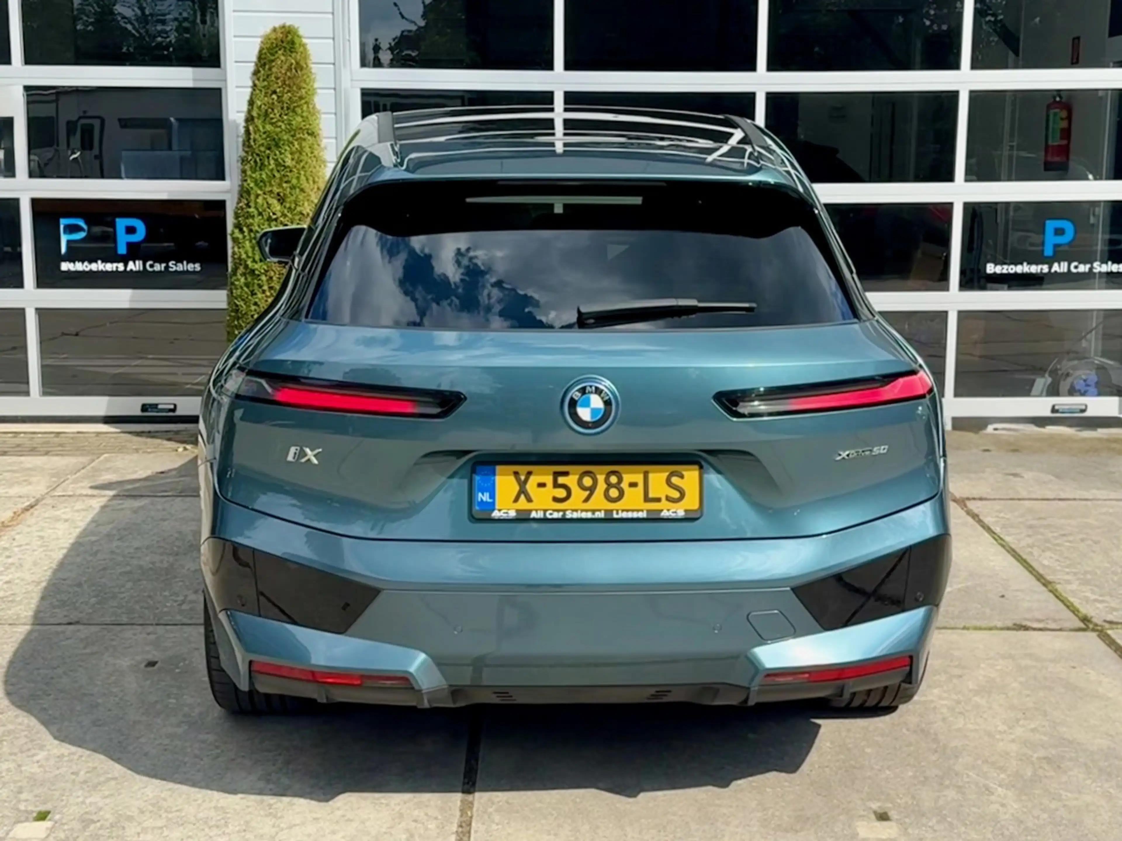 BMW iX XDrive50 High Executive 112 kWh|Bower & Wilkins — photo 6