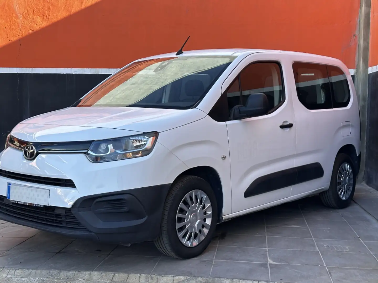 Toyota Proace City Combi L1 1.5D GX 100 Blanco - 2
