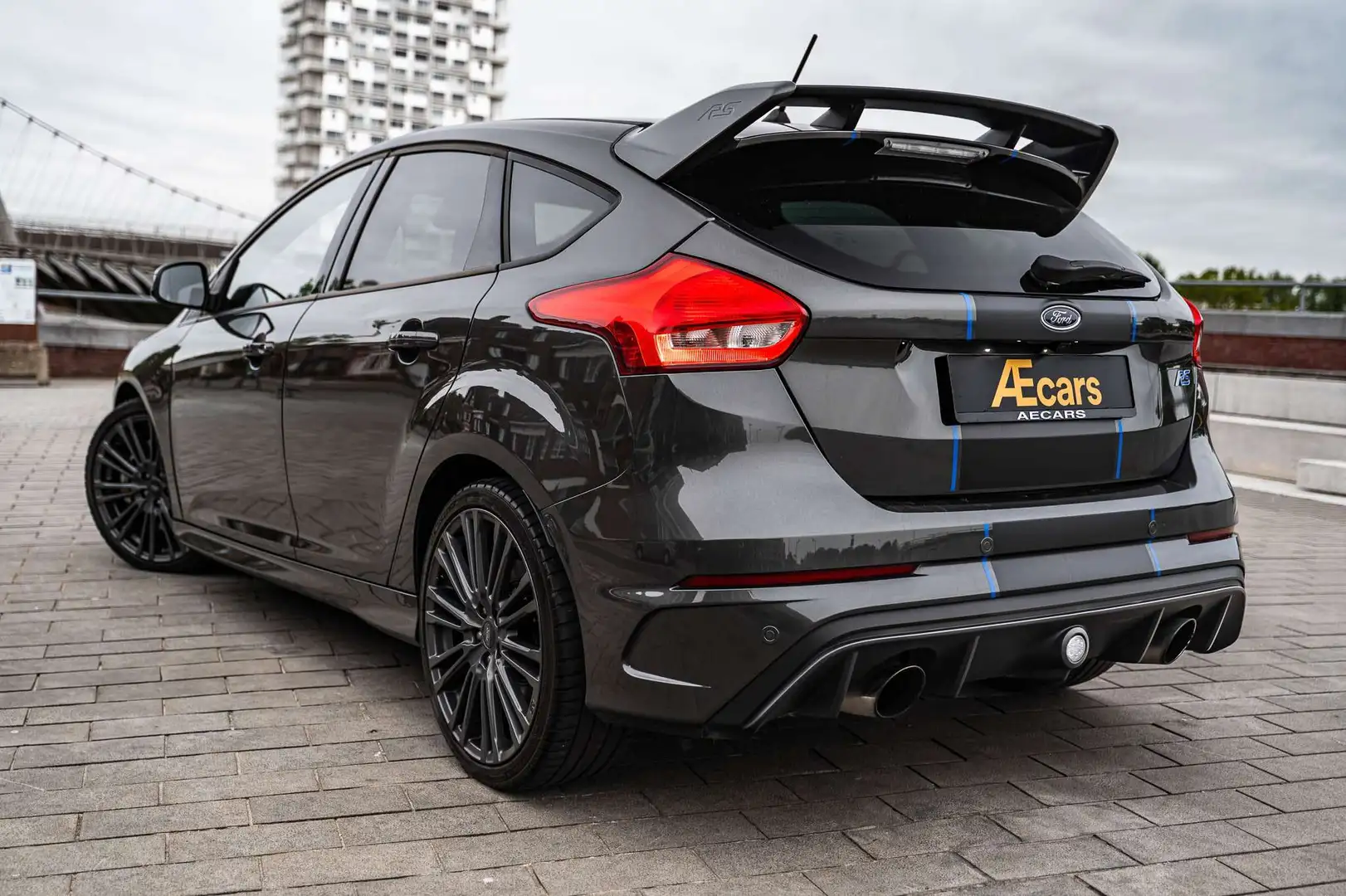 Ford Focus RS 2.3 / BI-XENON / MANUAL / DRIFT MODE / BELGIAN Gris - 2