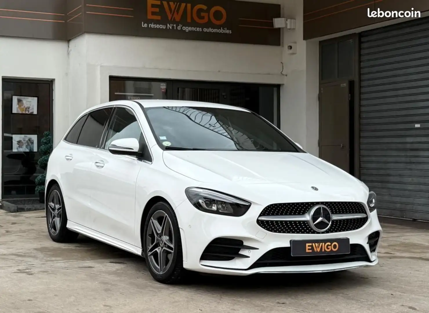 Mercedes-Benz B 180 Mercedes III 180 D 116 AMG LINE EDITION 7G-DCT + CAMERA SIEGES CHAUFFANTS ECLAIRAGE ... Blanc - 1